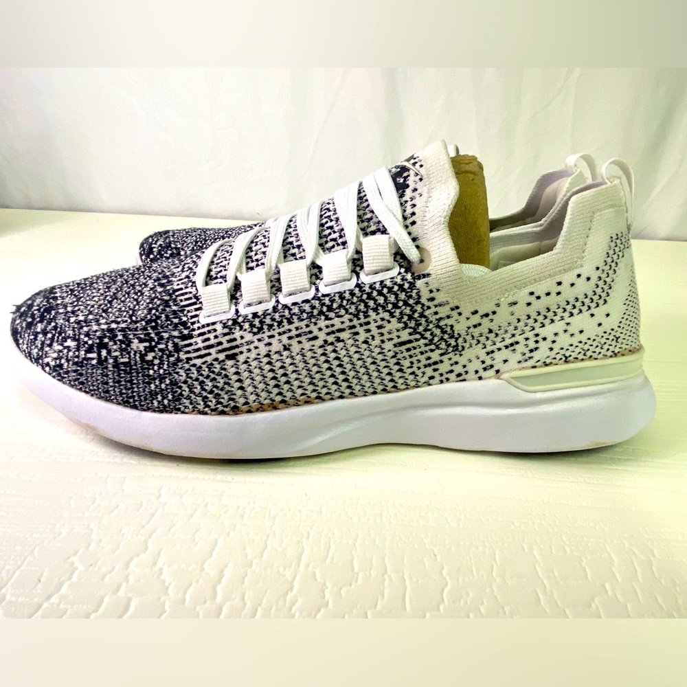 APL Womens Techloom Breeze